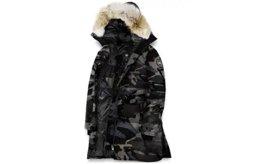 Canada Goose Shelburne Down Jacket Women's Black Camouflage