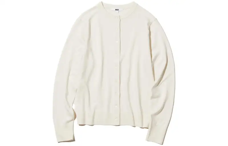 UNIQLO Knitwear Women's Ivory Crew Neck Moderate Cardigan