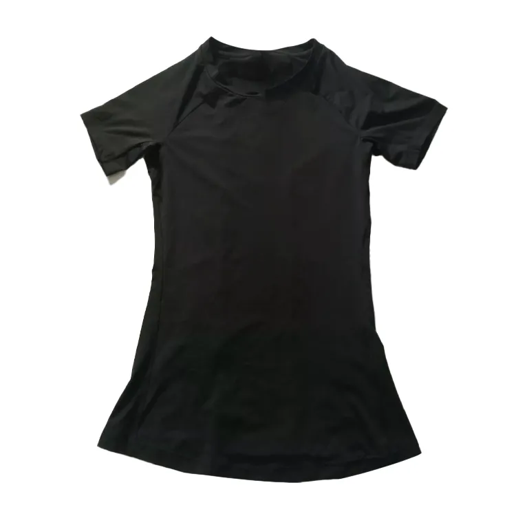 Adidas T-Shirts Women's Black Crew Neck Moderate