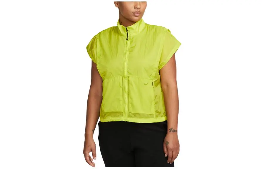 Nike Jackets Women's Green Stand Collar Moderate Straight Fit