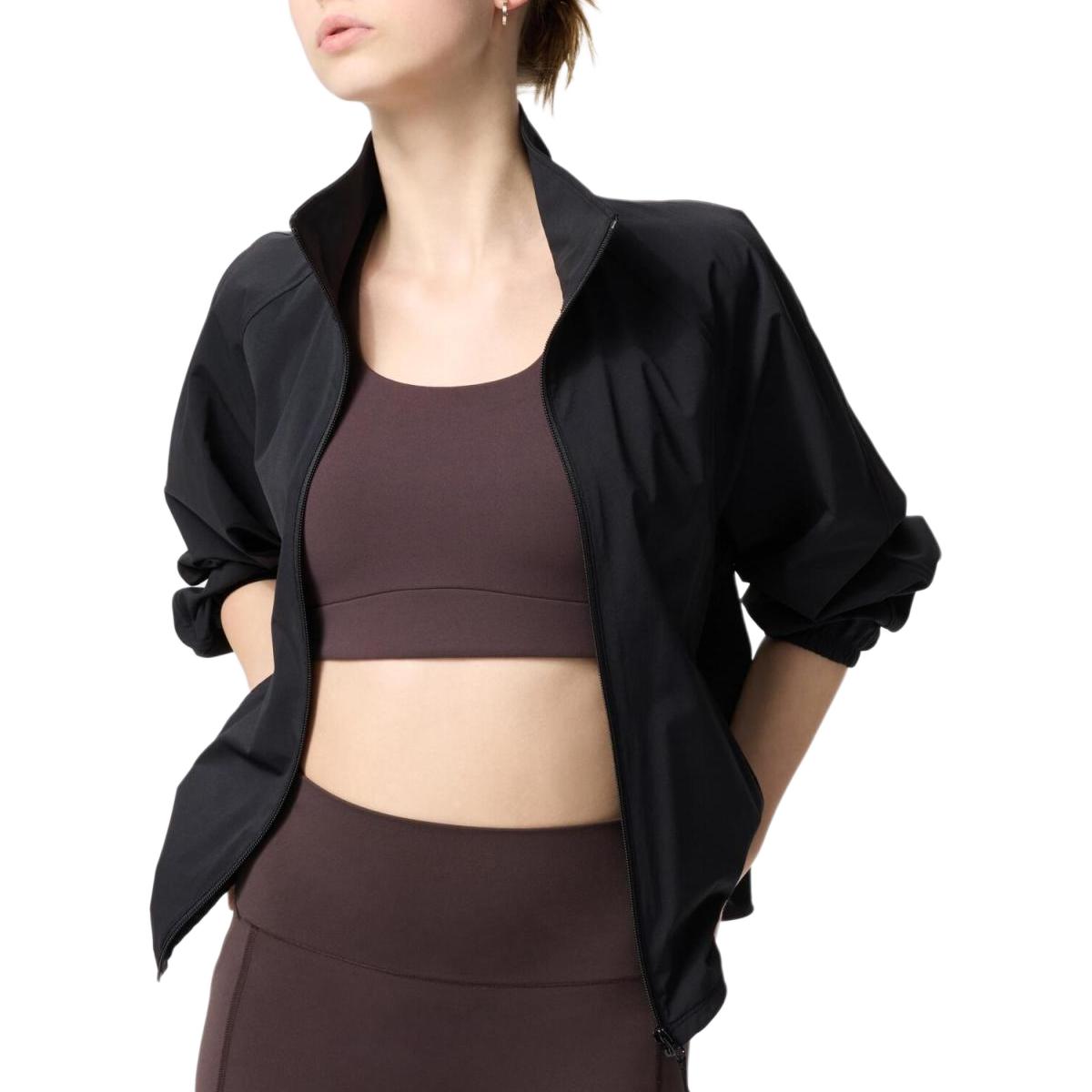 Женские куртка UNIQLO (черная)