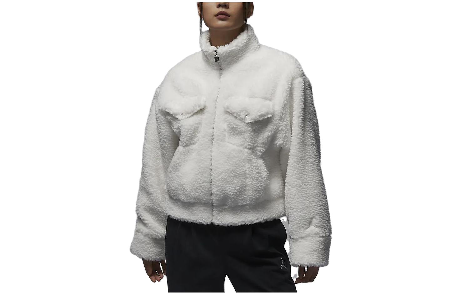 Женская куртка Jordan Utility Jacket (белая)