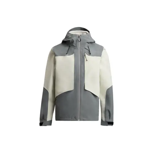 Under Armour Jackets & Coats Women's Summit White