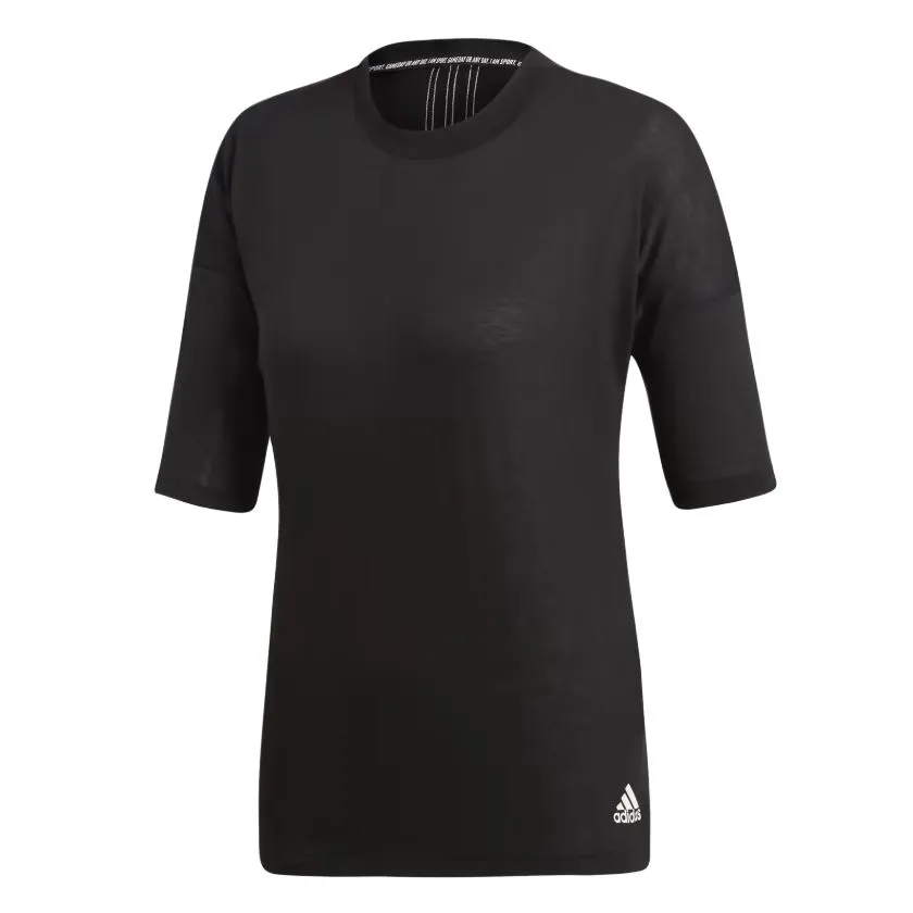 Adidas T-Shirts Women's Black Crew Neck Moderate Nipped-in Waist