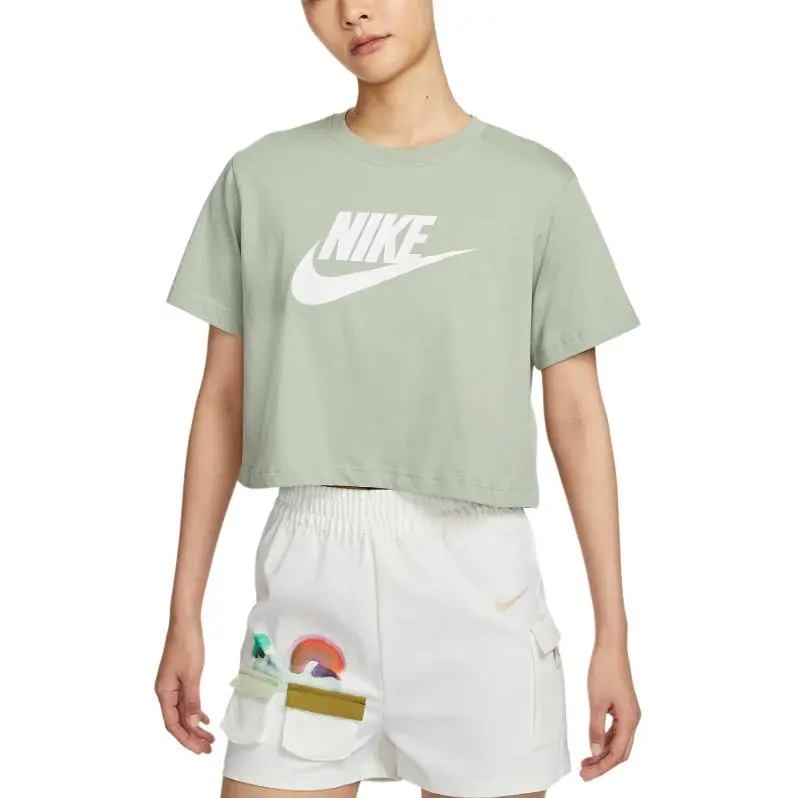 Nike Sportswear Essentials T Shirt Women's Jadeite Green