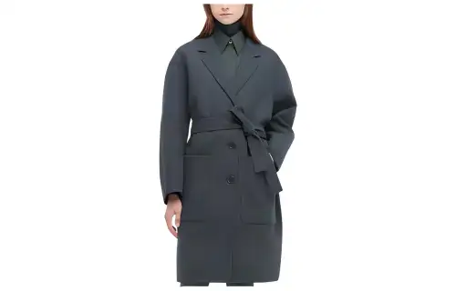 UNIQLO Coats Women's Dark Gray Lapel Moderate Straight Fit