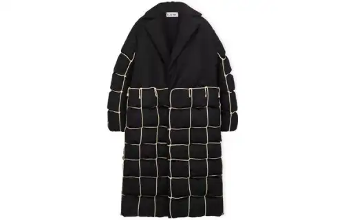 LOEWE Coats Women's Black Lapel Moderate