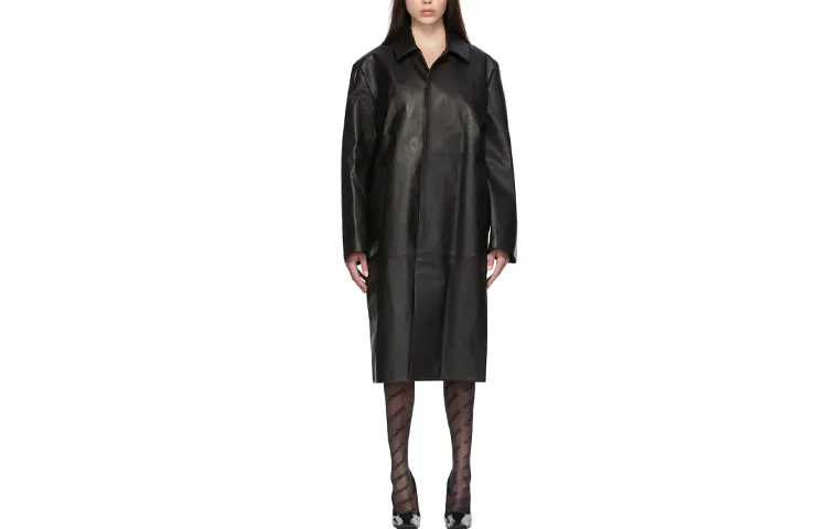 Vetements Coats Women's Black Lapel Moderate