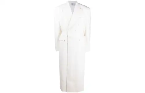 Vetements Coats Women's Cream White Lapel Moderate