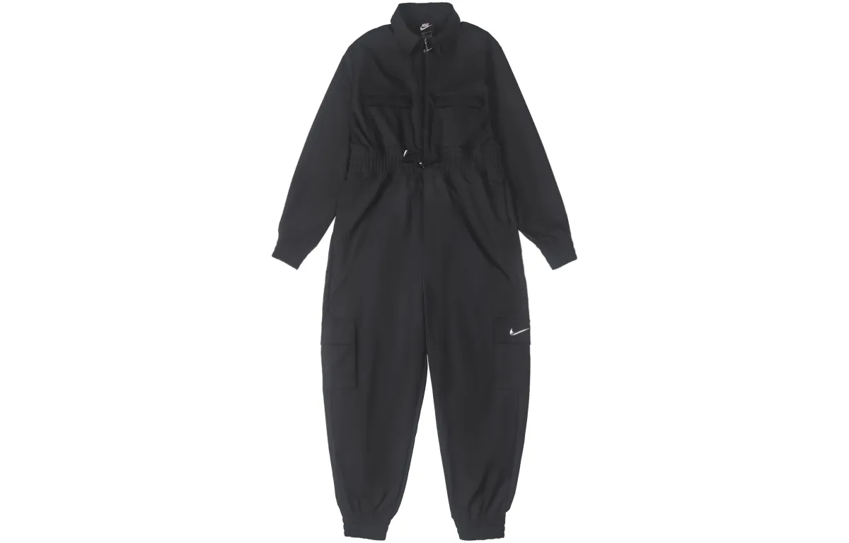 Nike Cargo Pants Women's Black Moderate Cuffed Pants