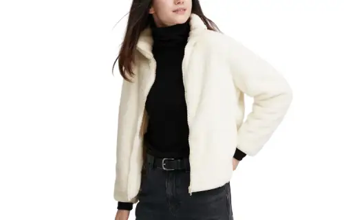 UNIQLO Velvet feel Coat Women's Ivory