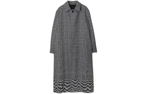 Burberry Warped Houndstooth pattern Coat