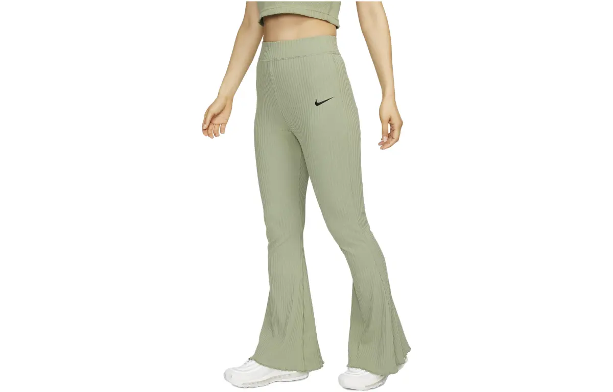 Nike Casual Pants Women's Green Moderate Bootcut Pants