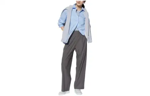 UNIQLO Casual Pants Women's Moderate Straight Fit Pants