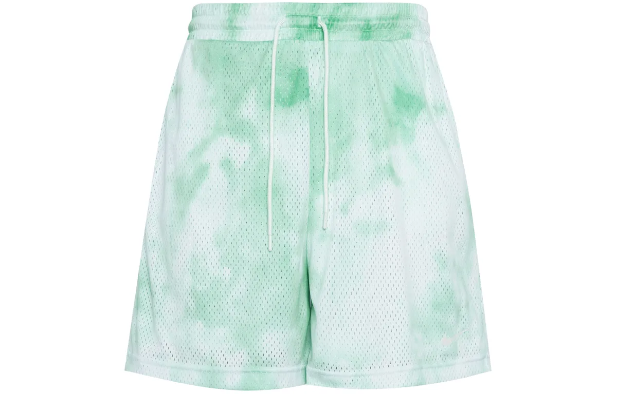 Nike Casual Shorts Women's Green Moderate