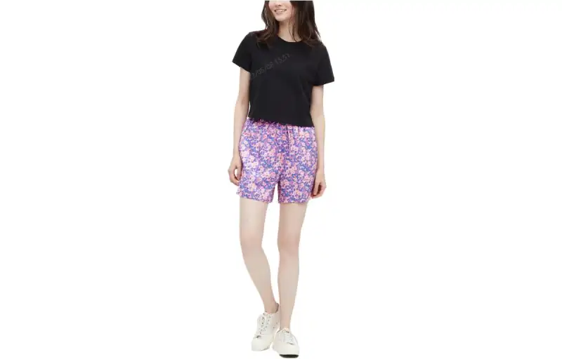 UNIQLO Casual Shorts Women's Peach Pink Moderate