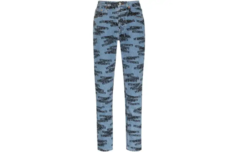 Vetements Jeans Women's Blue Moderate Straight Fit Pants
