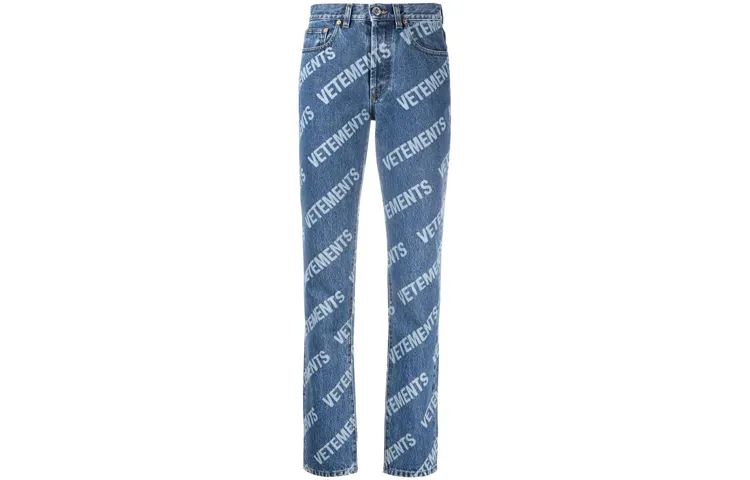 Vetements Jeans Women's Blue Moderate Straight Fit Pants