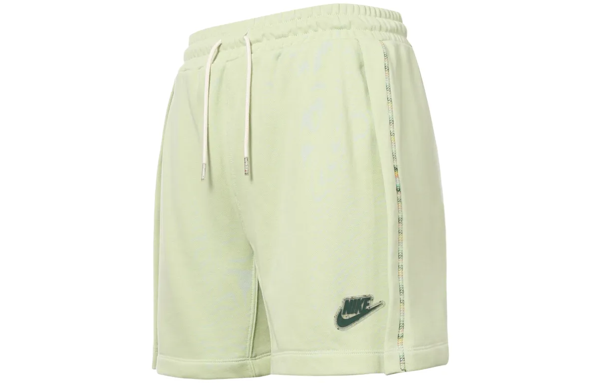 Nike Casual Shorts Women's Green Moderate