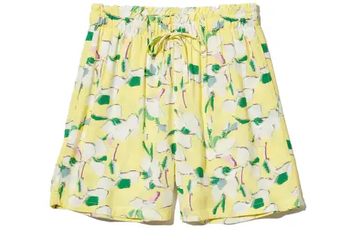 UNIQLO Casual Shorts Women's Apricot Yellow Moderate