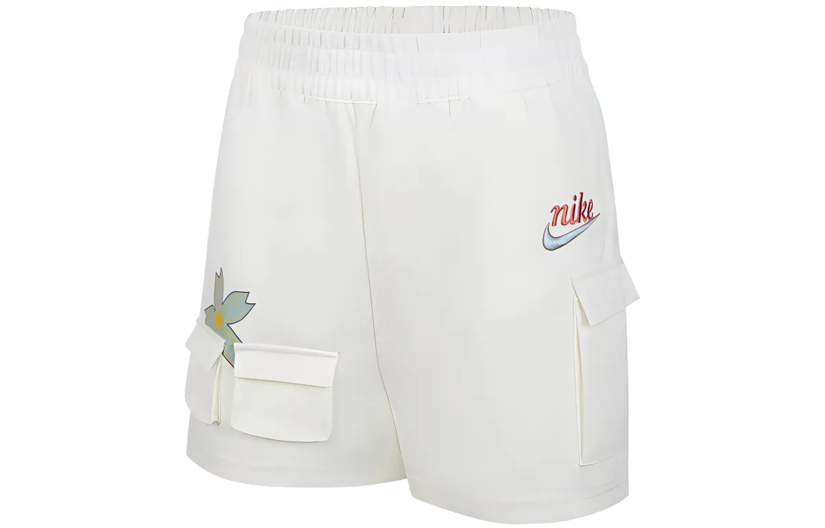 Nike Casual Shorts Women's White Moderate