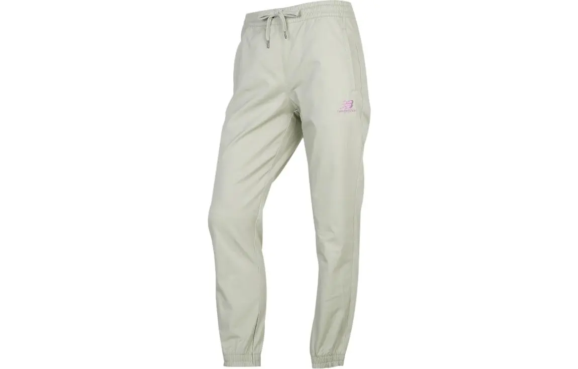 New Balance Cargo Pants Women's Light Green Moderate Cargo Pants