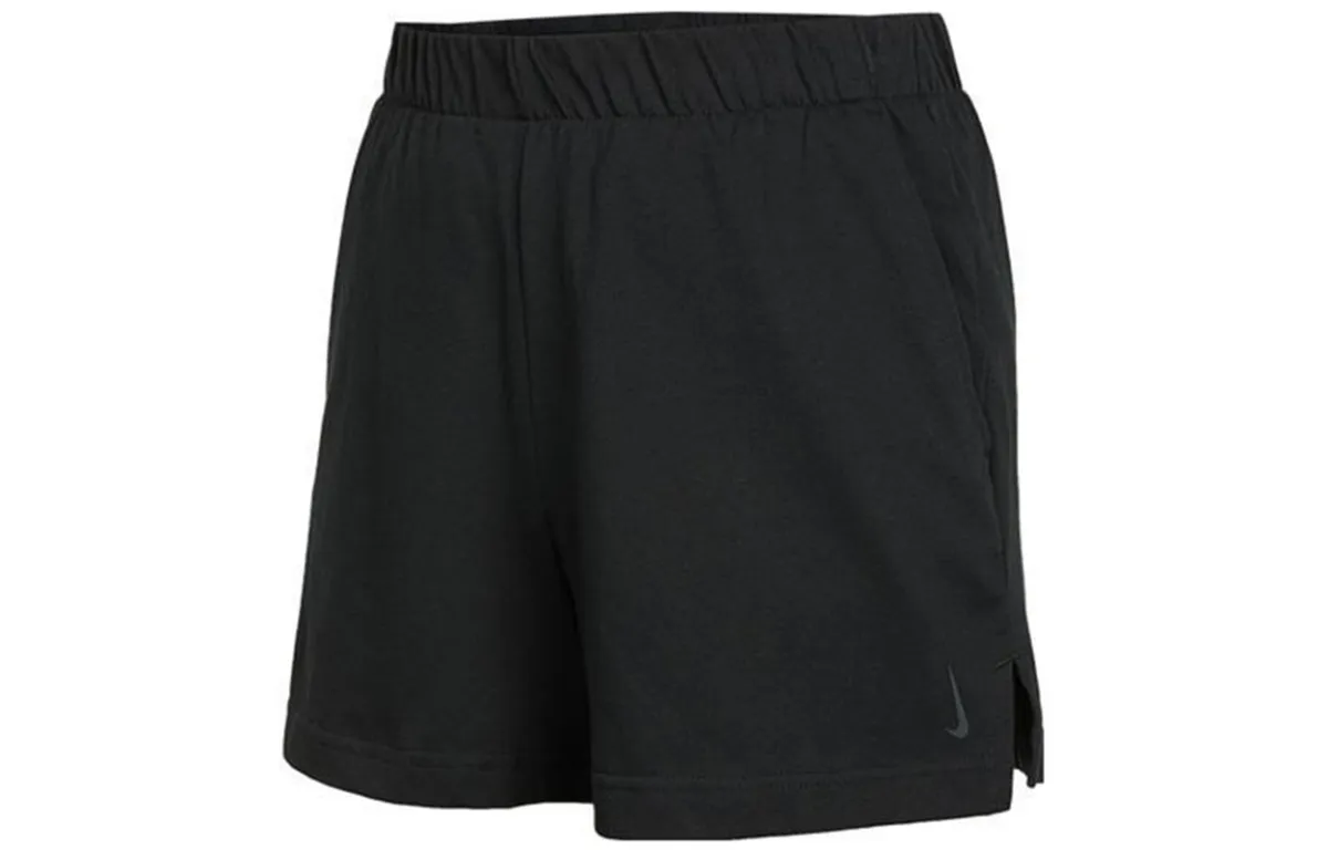 Nike Casual Shorts Women's Black Moderate
