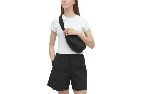 UNIQLO Casual Shorts Women's Black Moderate