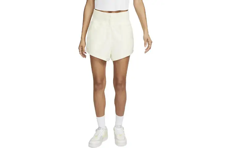 Nike Casual Shorts Women's Coconut Milk Moderate