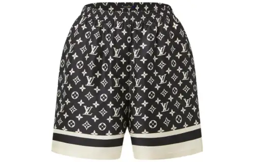 LOUIS VUITTON FW22 Casual Shorts Women's