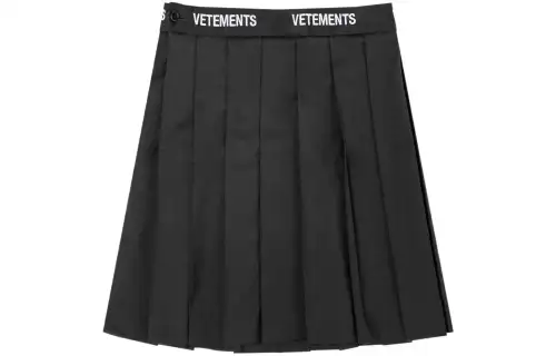 Vetements Casual Short Skirts Women's Black Short Pleated Skirt