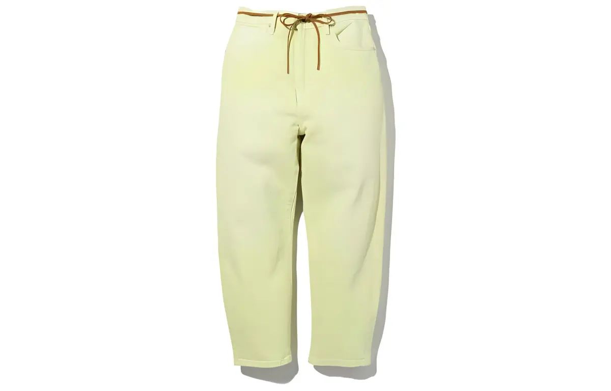 Levi's Jeans Women's Light Yellow Moderate Straight Fit Pants