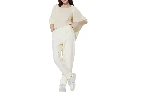 UNIQLO Jeans Women's Ivory Moderate Straight Fit Pants