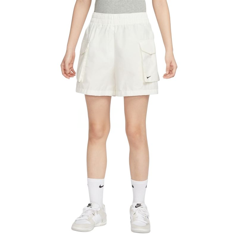 Женские шорты Nike (белые)