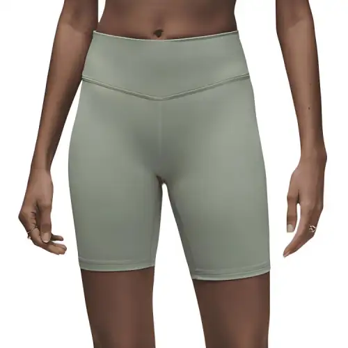 JORDAN Sport Women's High-Waisted 7' Bike Shorts