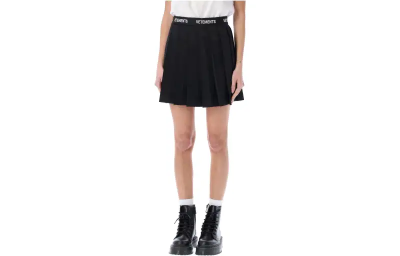 Vetements Casual Short Skirts Women's Black Short Pleated Skirt