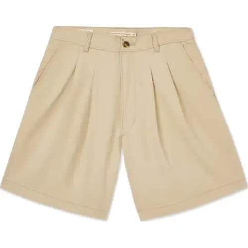 Levis pleat-detail shorts