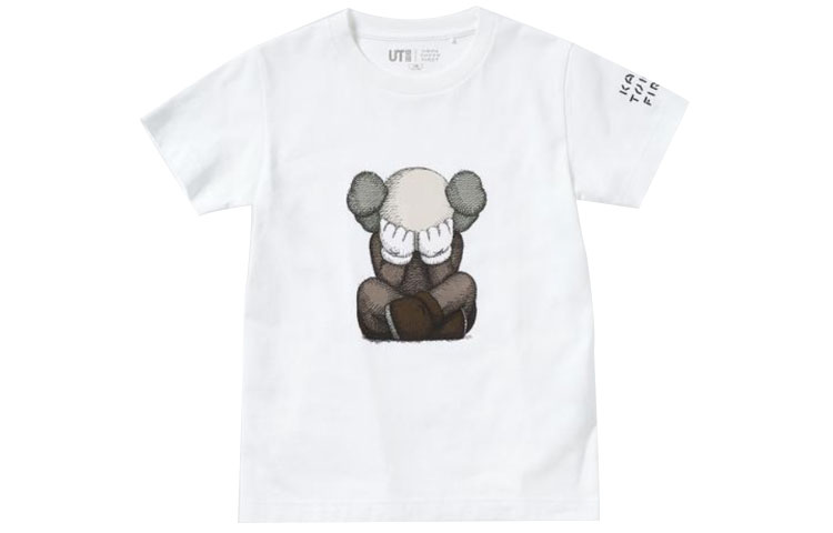 Футболка UNIQLO x KAWS (белая)