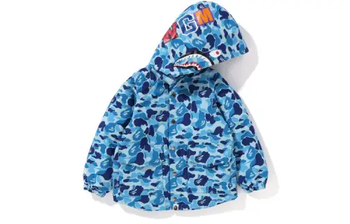 A BATHING APE Bape FW22 Abc Camo Shark 4way Down Jacket Children's Clothing Camouflage Printed Removable Jacket Hooded Down Jacket Children's Style