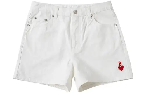 MLB SS23 heart series Boston Red Sox heart-shaped solid color denim shorts for women, white