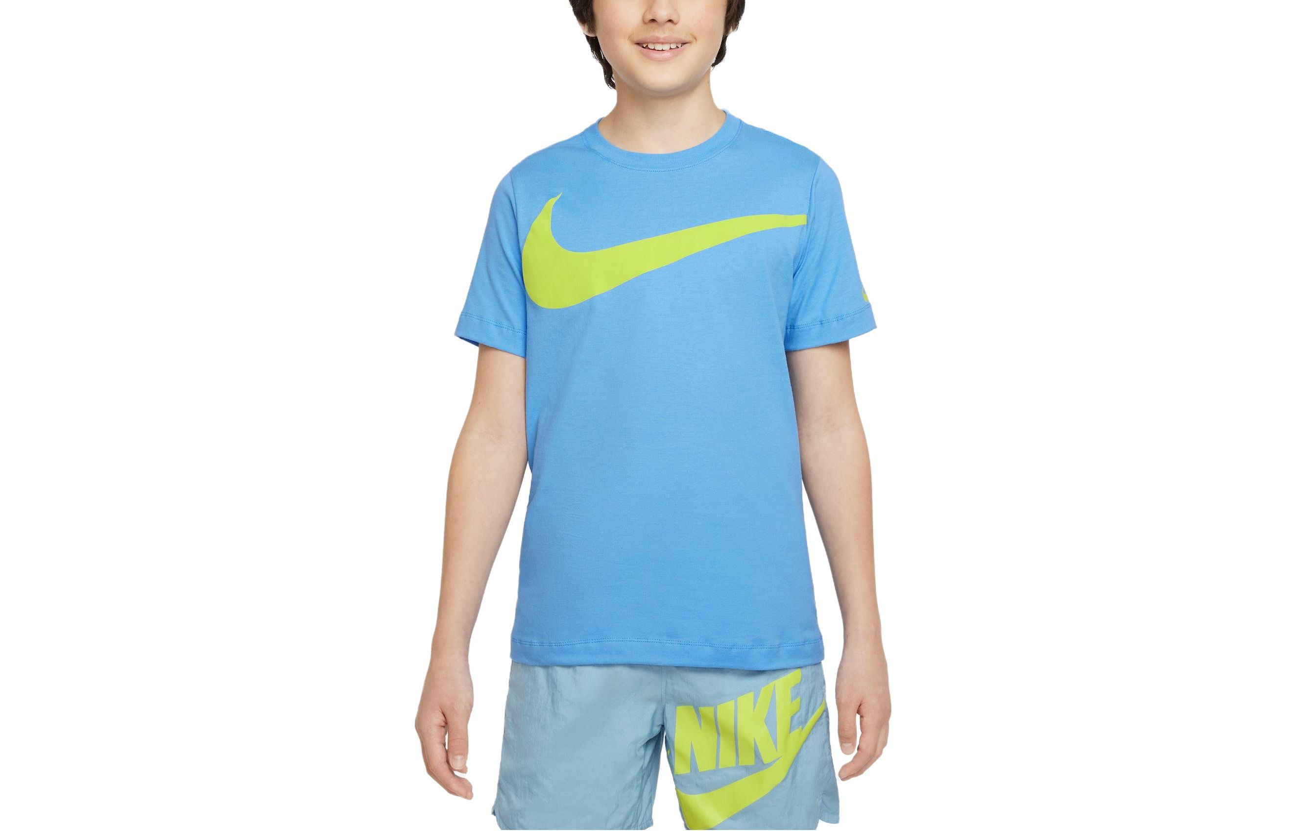 Футболка Nike Sportswear (черная)