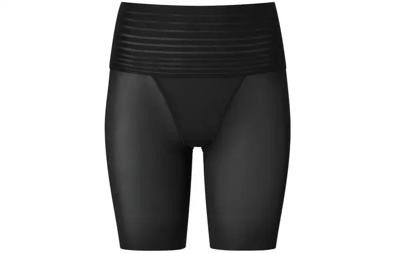 UNIQLO Sports Shorts Women's Black Moderate Tight Pants