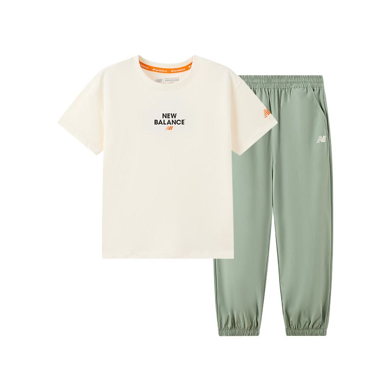 Детский костюм New Balance (бежевый)