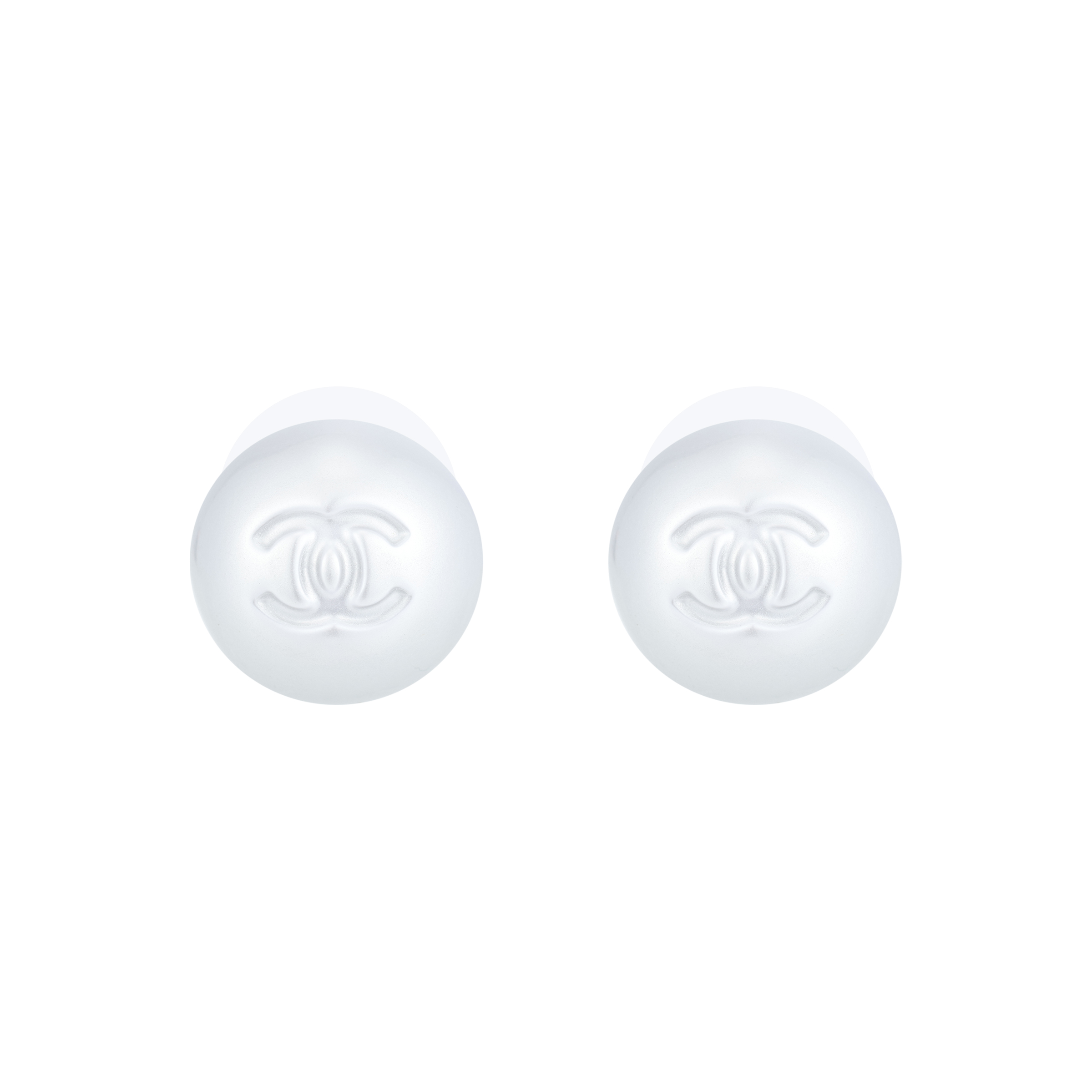 Женские серьги Chanel 25C (белые)