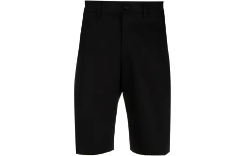 pleat-detail logo-patch shorts