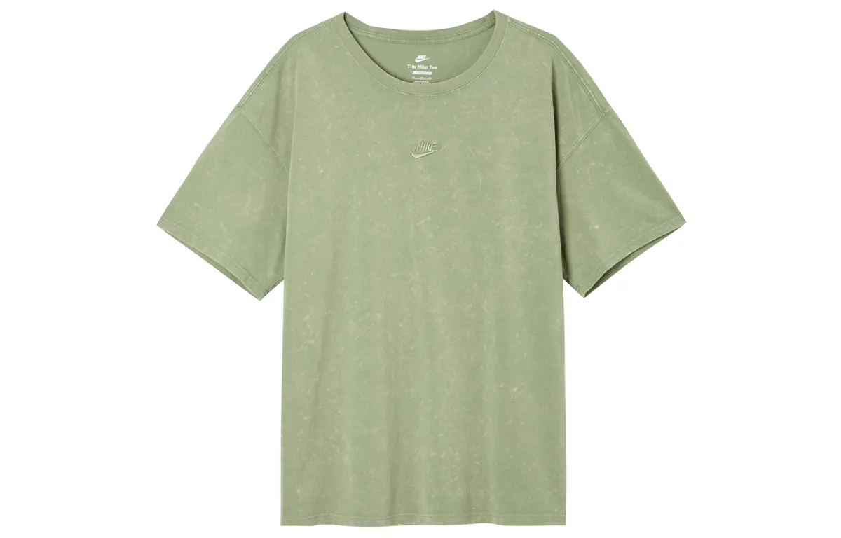 Nike T-Shirts Men's Matcha Crew Neck Moderate Straight Fit