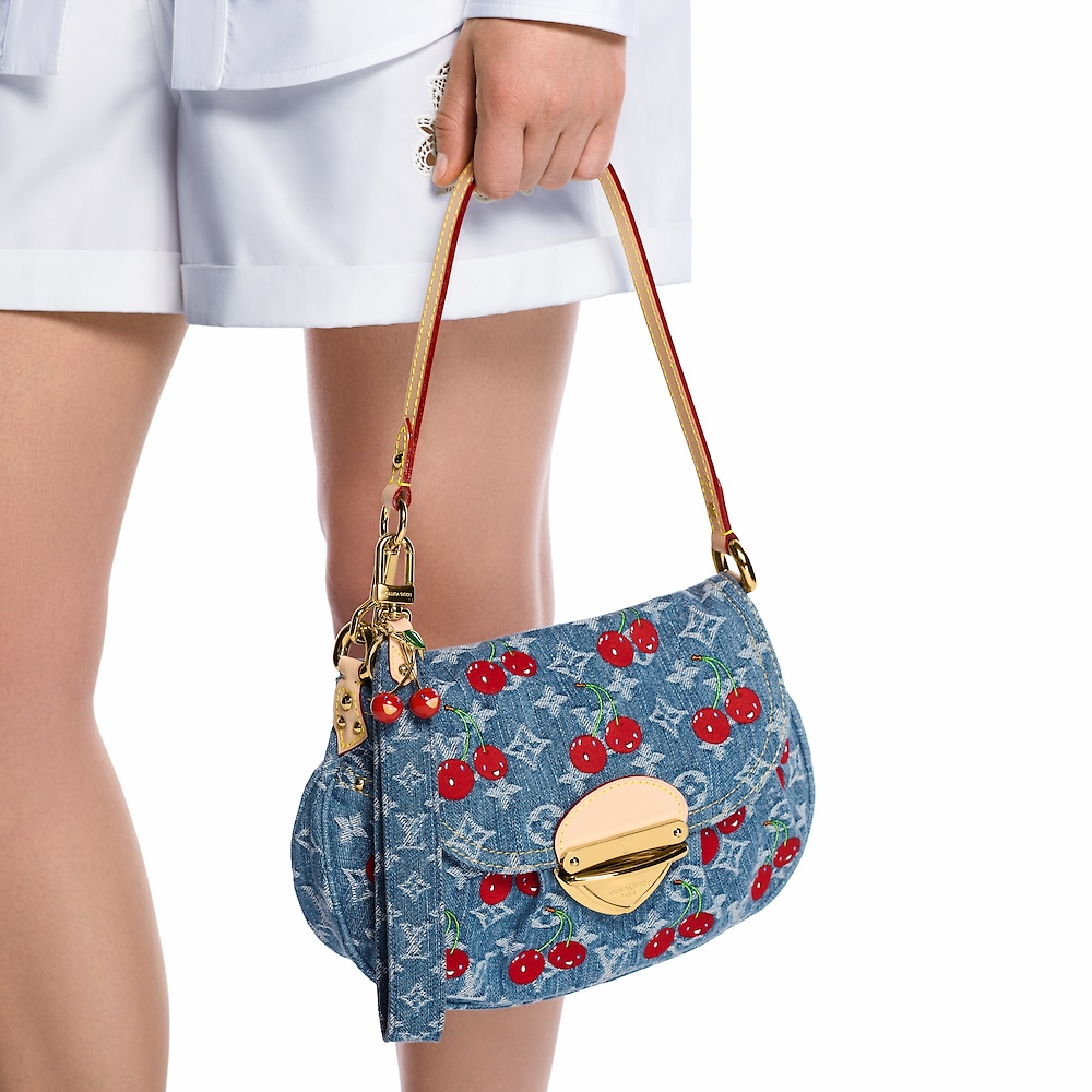 Женский брелок Louis Vuitton LOUIS VUITTON x Takashi Murakami Denim Cerise Dragonne Monogram (синий) — фото 4
