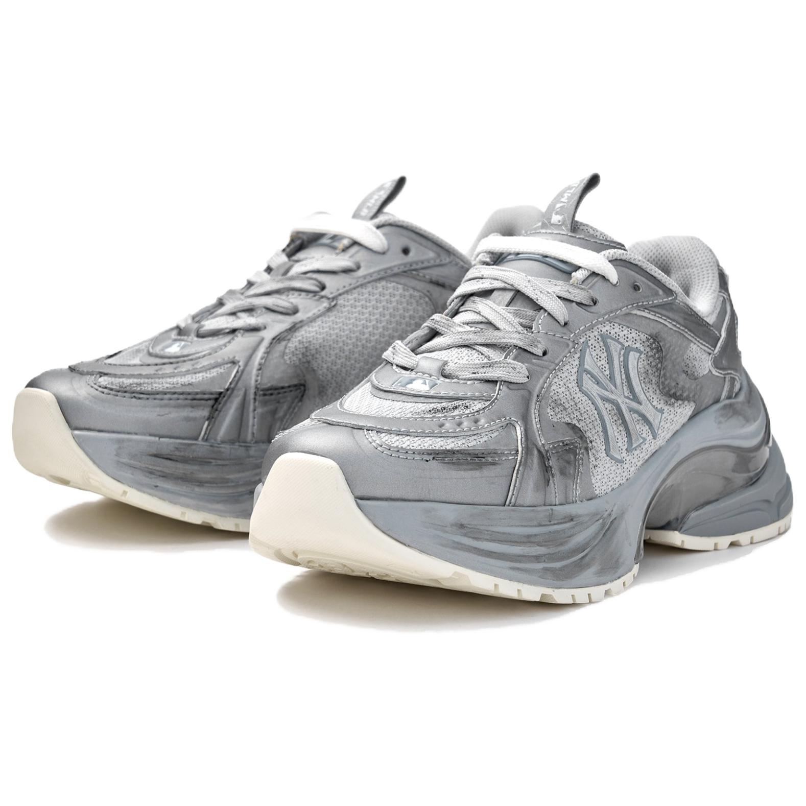 MLB New York Yankees Cushioning Slip Resistant Abrasion Resistant Breathable Low top Running Shoes Unisex Dark Silver
