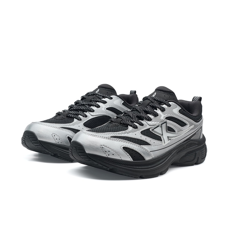 XTEP Dust Free 7.0 Cushioning Support Rebound Low top Casual City Commuting Running Shoes Women’s Black Silver