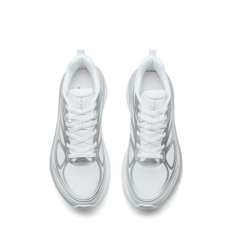 XTEP Feather Breathable Coverage Low top Casual City Commuting Running Shoes Women’s Classic White Silver